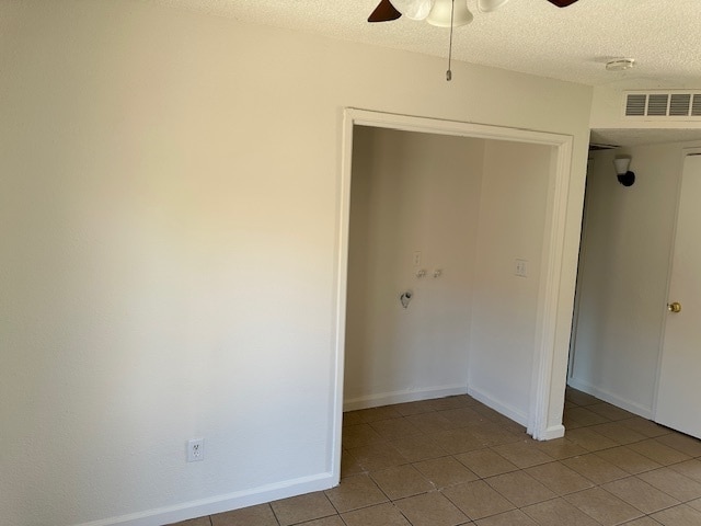 Building Photo - Modesto 2 Bedrooms 1 Bathroom Duplex