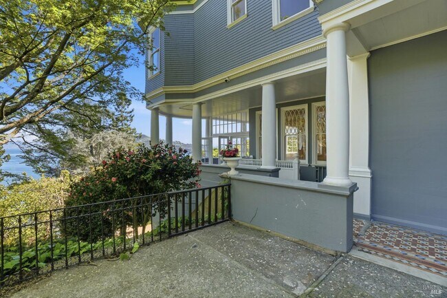 Building Photo - 172 Bella Vista Ave