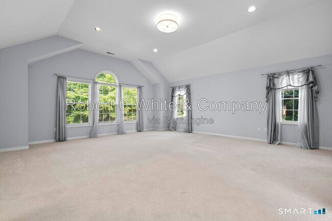 Building Photo - 155 Beardsley Rd