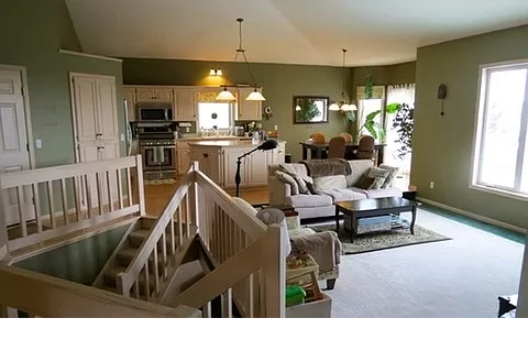 Building Photo - 9120 Trotters Ln