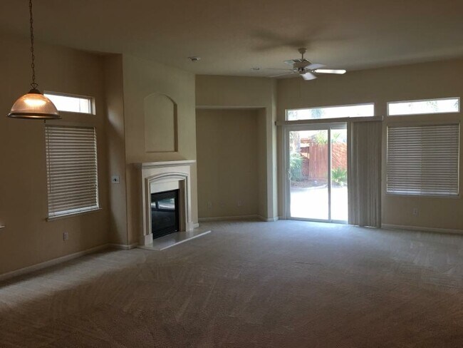 Building Photo - 5513 Goldseive Dr