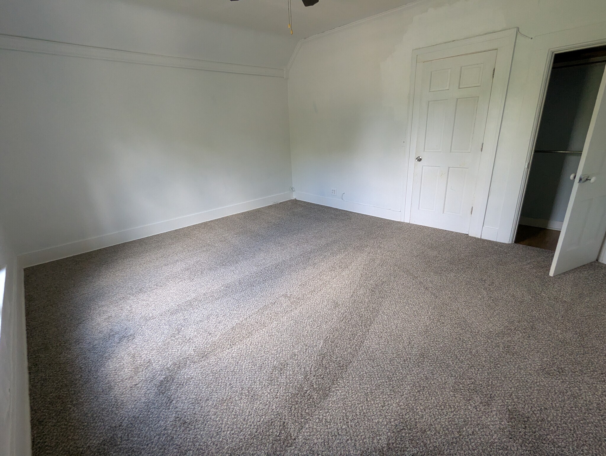 Bedroom 1 - 18 Madison St