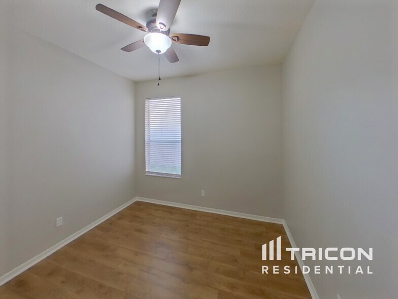 Building Photo - 10337 Avelar Ridge Dr