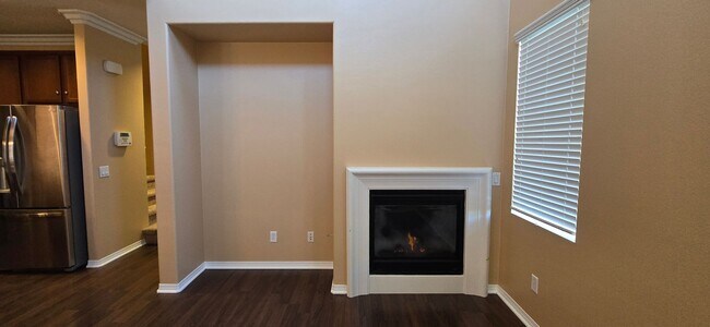 Building Photo - Beautifully maintained 2-bedroom, 2.5-bath with Loft • 1,504 sqft & 2-car garage.
