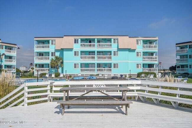 Building Photo - 301 Commerce Way