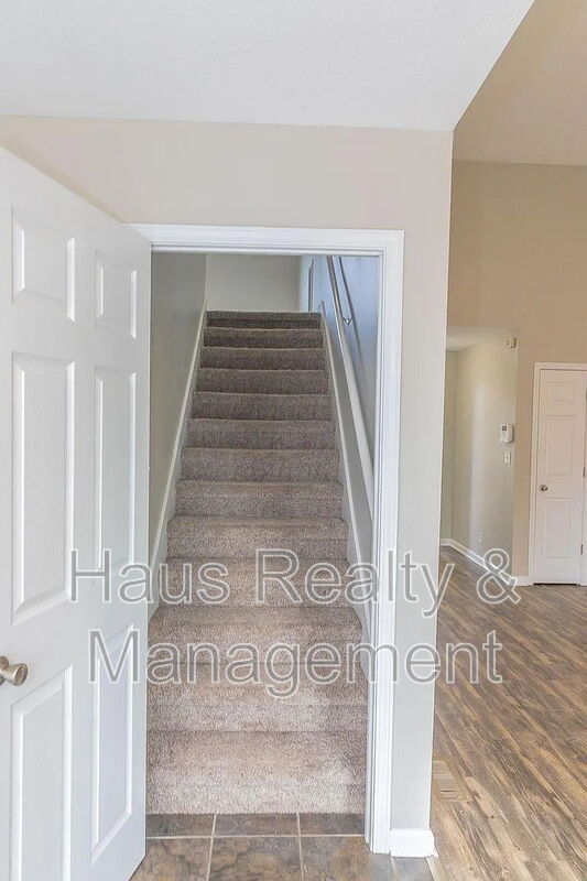 Building Photo - 3136 Brook Hill Dr