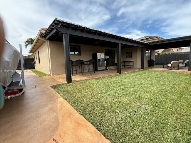 Building Photo - 13232 SW 274th Terrace