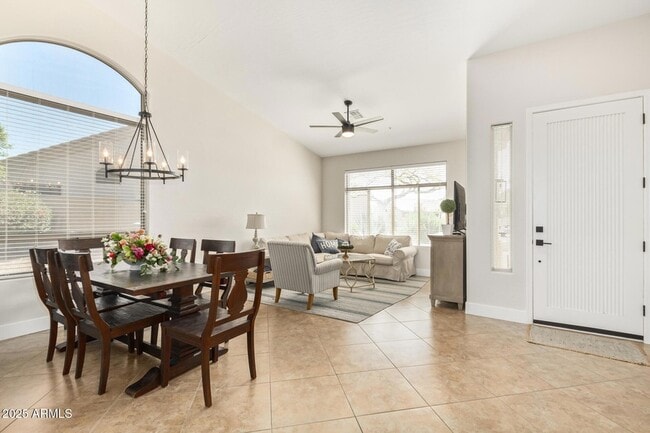 Building Photo - 9716 E Janice Way