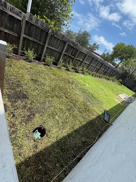 backyard full view - 8 SE 19th Ave