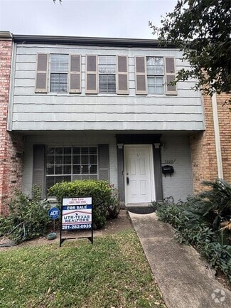 Building Photo - 7925 Grove Ridge Dr