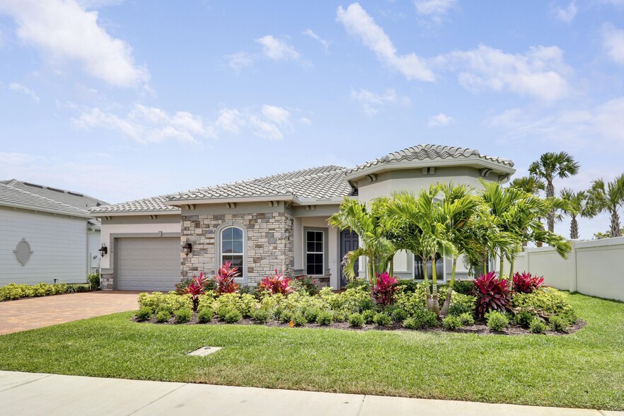 Building Photo - 10778 Stellar Cir