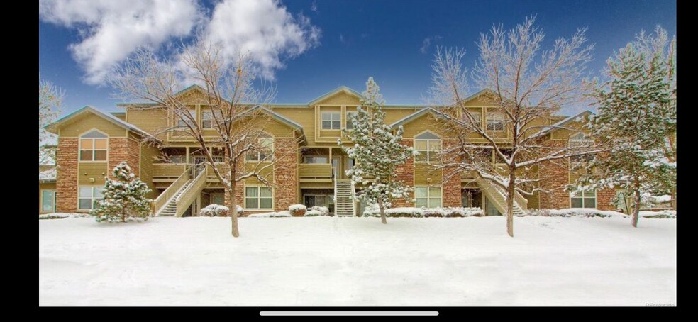 Building Photo - 18332 E Flora Dr