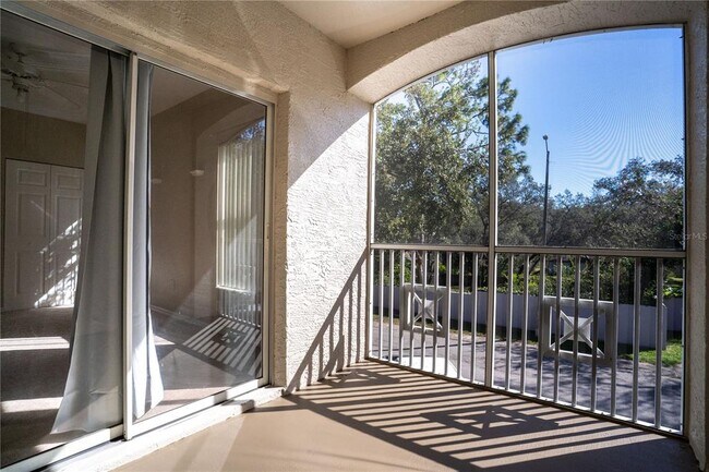 Building Photo - 5028 Sunridge Palms Dr