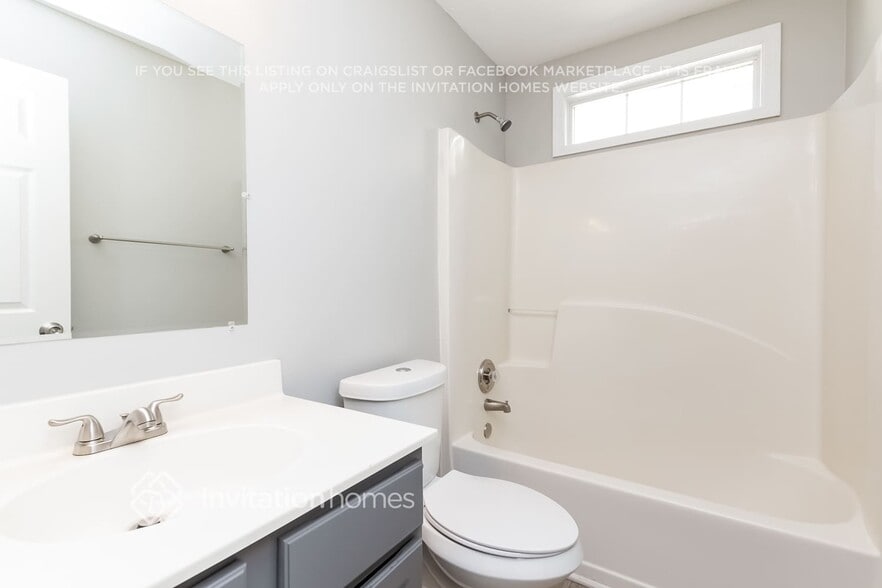 Building Photo - 3058 Kirkwood Dr NW