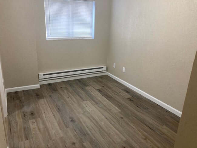 Building Photo - 1 Bed/1Bath Newly Remodeled Apartment Osag...