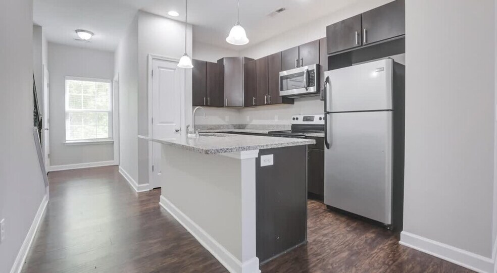 Building Photo - 12830 Delvin Castle Ct