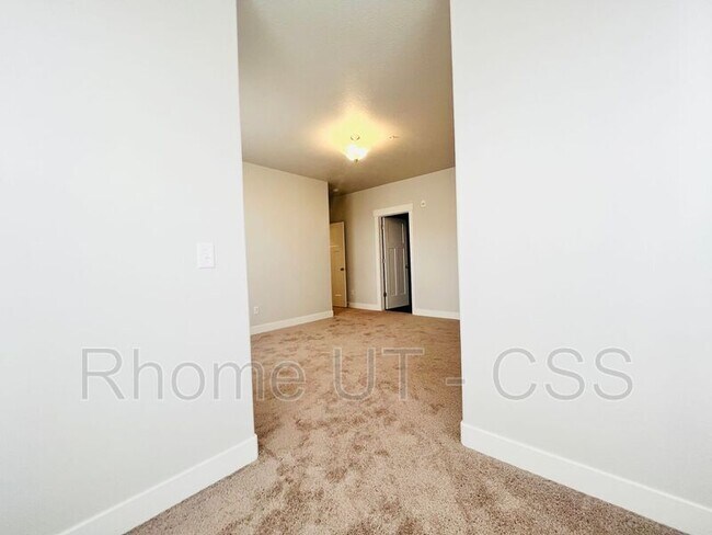 Building Photo - 3715 W 1480 N