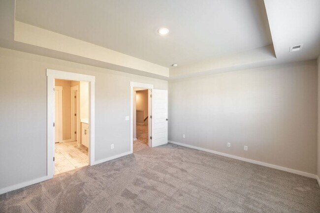 Building Photo - AVAILABLE NOW in Foxland Crossing