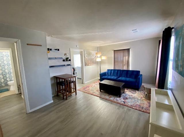 Building Photo - 5631 Arlington Park Dr