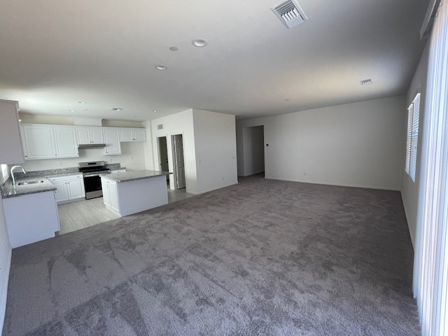 Building Photo - 13758 Carver Ct
