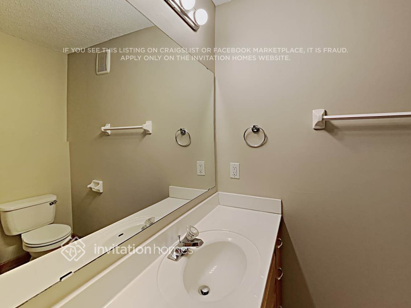 Building Photo - 1311 Creekside Dr