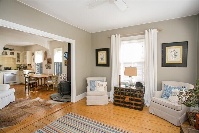 Building Photo - 94 Spring St