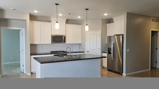 Building Photo - 4071 E Giara St