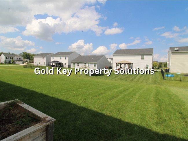Building Photo - 9739 Oak Grove Dr