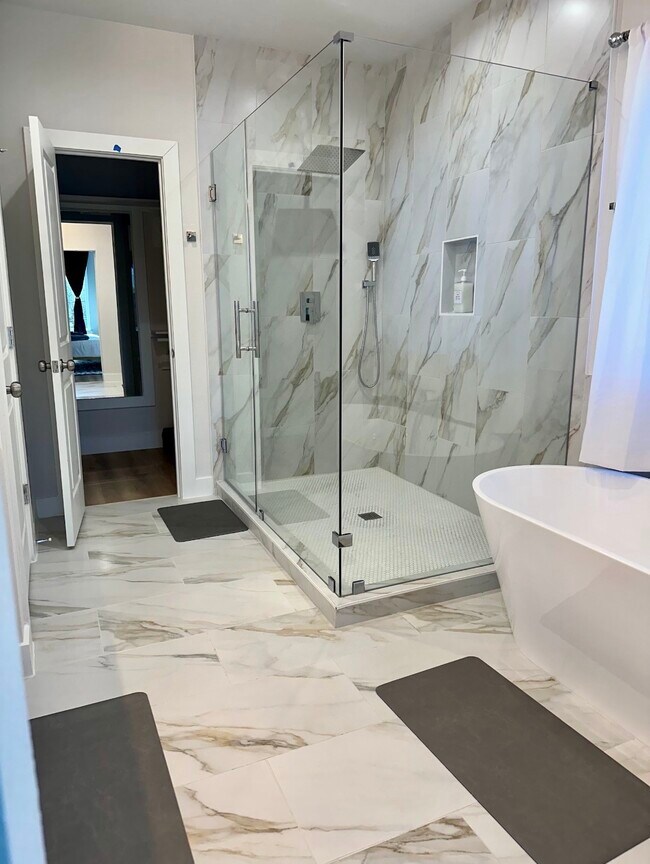 Building Photo - 4513 Reed Rd