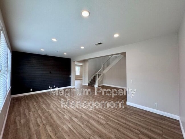 Building Photo - 34333 Northhaven Dr
