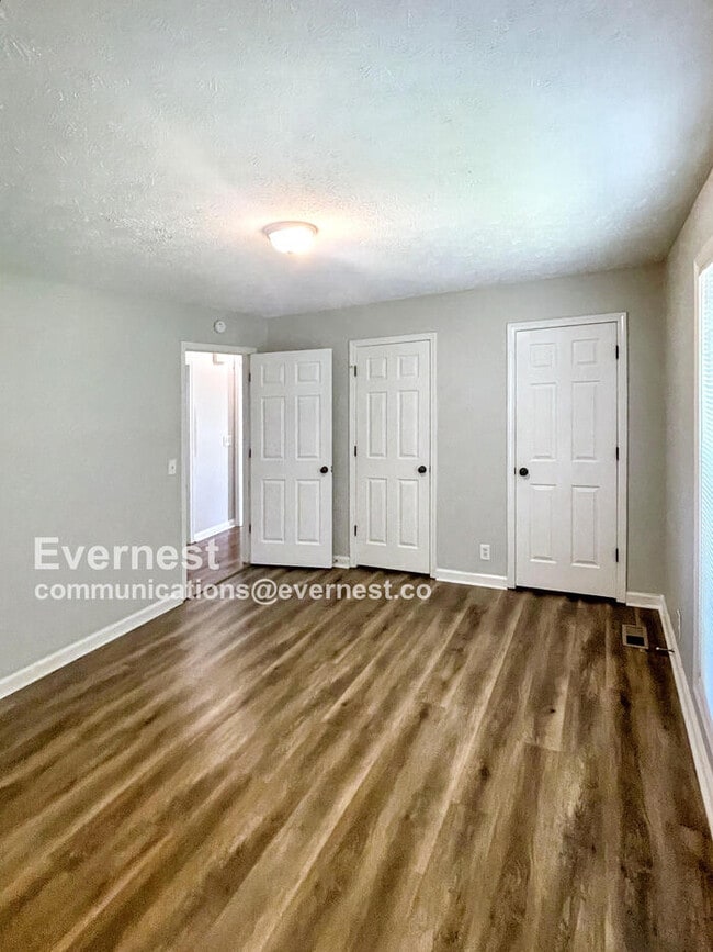 Building Photo - 508 Highland Dr