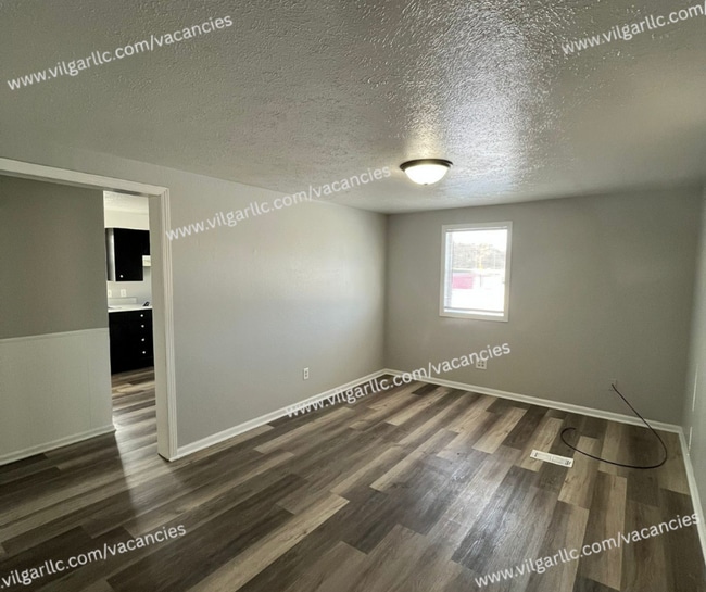 Building Photo - 11-11 McKinley Ave