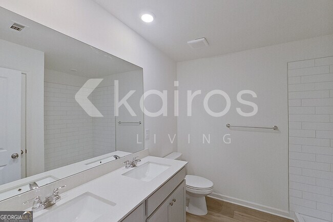 Building Photo - 212 Birch Ave