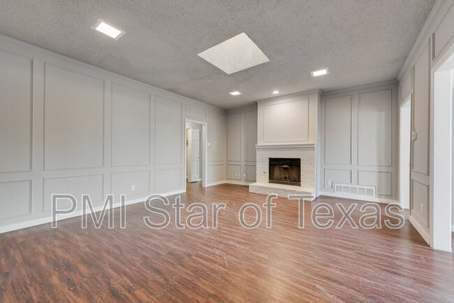 Building Photo - 13214 Fall Manor Dr