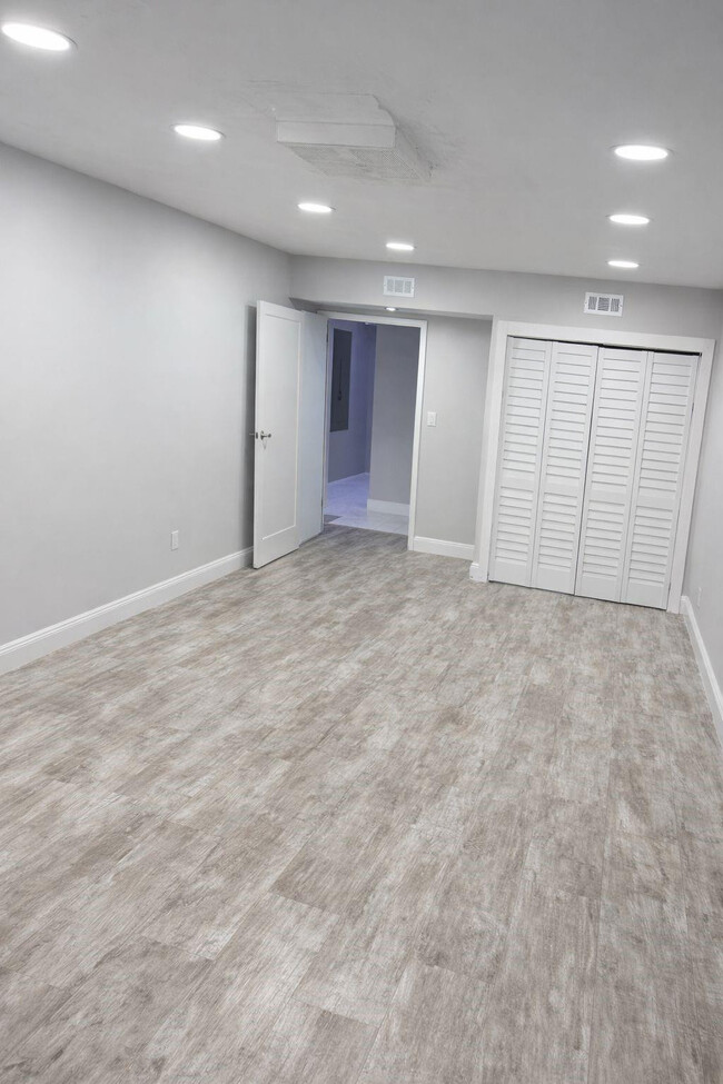 Building Photo - 22454 Cypress Wood Ln