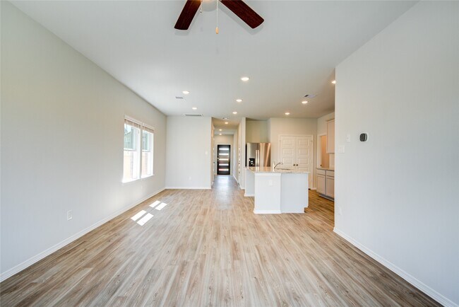 Building Photo - 5722 Fresh View Ct
