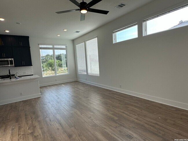 Building Photo - 20675 Huebner Rd