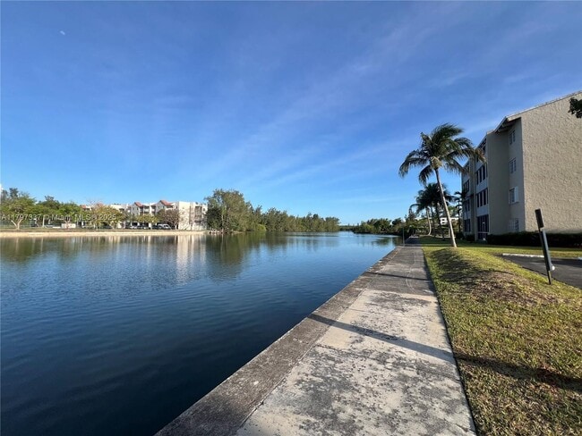 Building Photo - 21121 SW 85th Ave