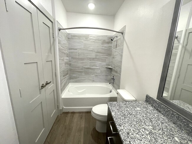 Building Photo - 4320 S Legacy Dr