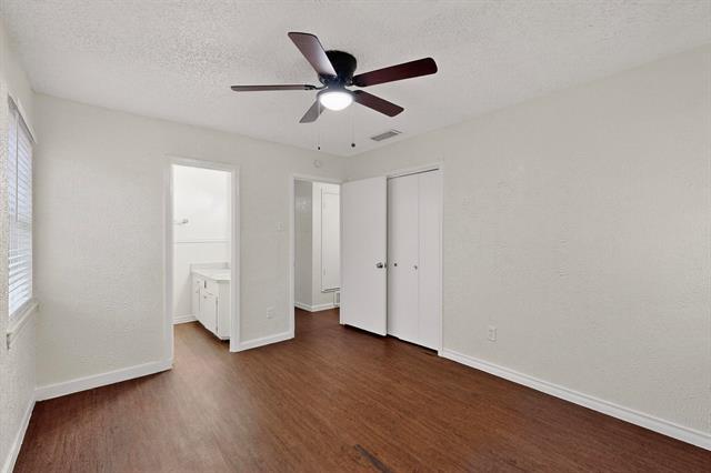 Building Photo - 10421 Muskogee Dr