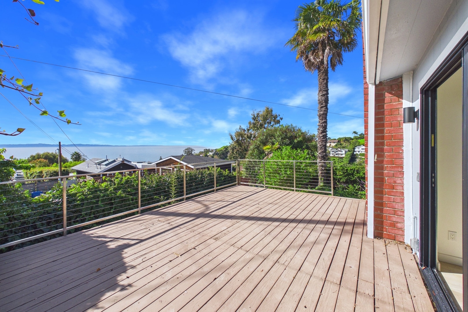 Building Photo - 2282 Whitney Ave