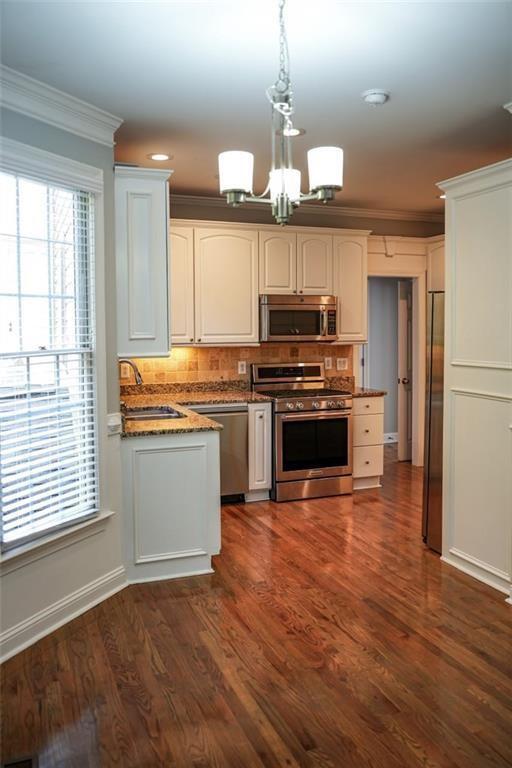Building Photo - 385 Sweet Ivy Ln