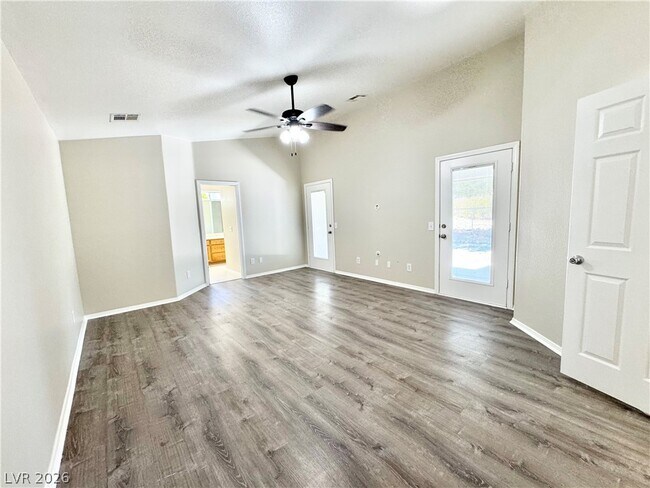 Building Photo - 2281 S Zuni Ave