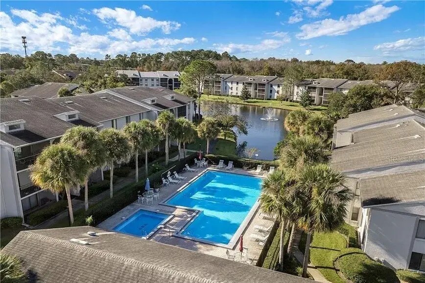 Building Photo - 1311 S Pine Ridge Cir