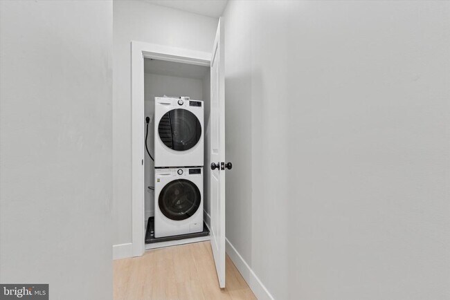 Building Photo - 520 W Susquehanna Ave