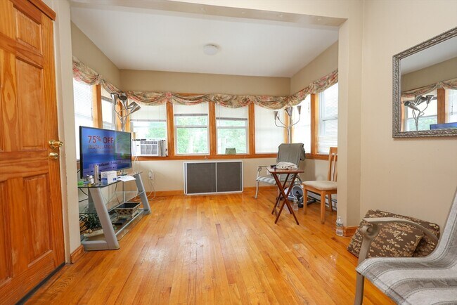 Building Photo - 8 Verndale Rd