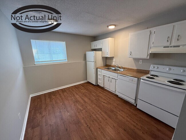 Building Photo - 7305 N Moberly Dr