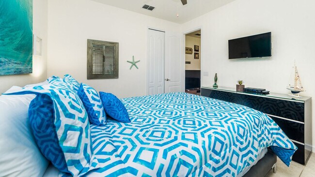 Building Photo - 4079 Oak Tree Dr