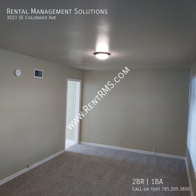 Building Photo - 3023 SE Colorado Ave