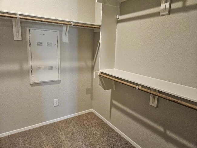 Building Photo - 162 Hayloft Ln